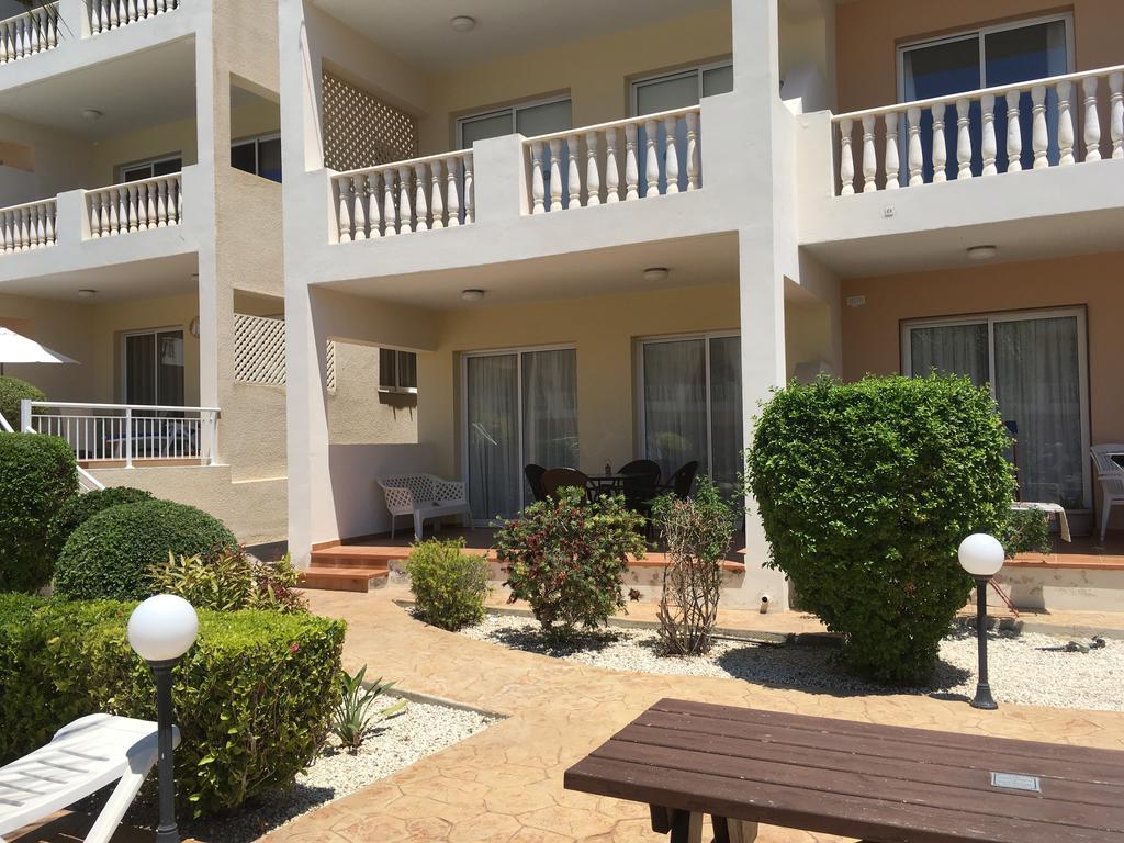 Diana Gardens Apartment Paphos Exterior photo